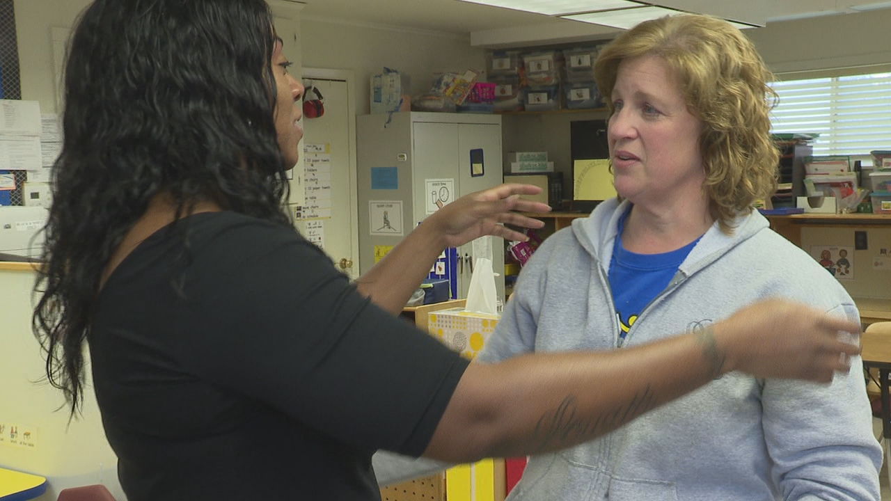 Parent surprises Caddo Parish Teacher by nominating her as Everyday Hero